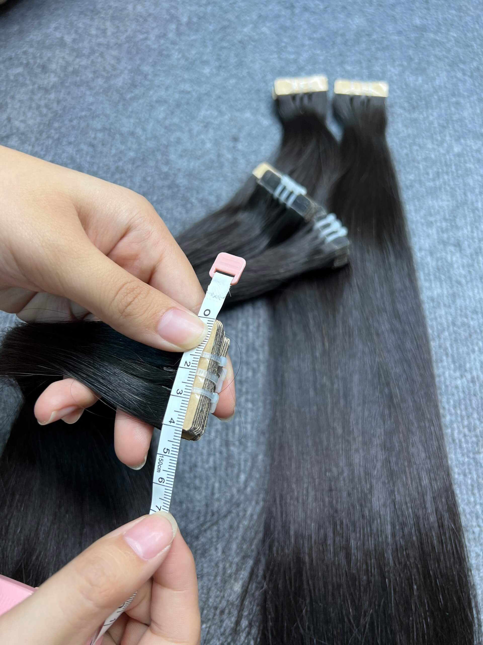 Top-Selling-Natural-High-Quality-Tape-In-Hair-Extensions-2